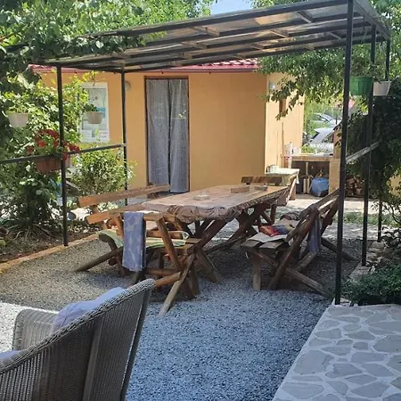 Homestay Casa Moata La *