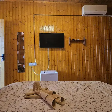 Gazde/Camere de închiriat Casa Moața La Vama Veche
