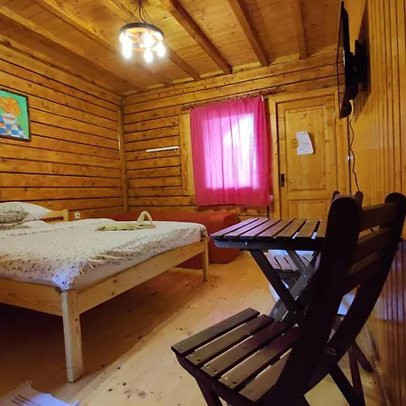 Casa Moata La Δωμάτια σε οικογενειακή κατοικία